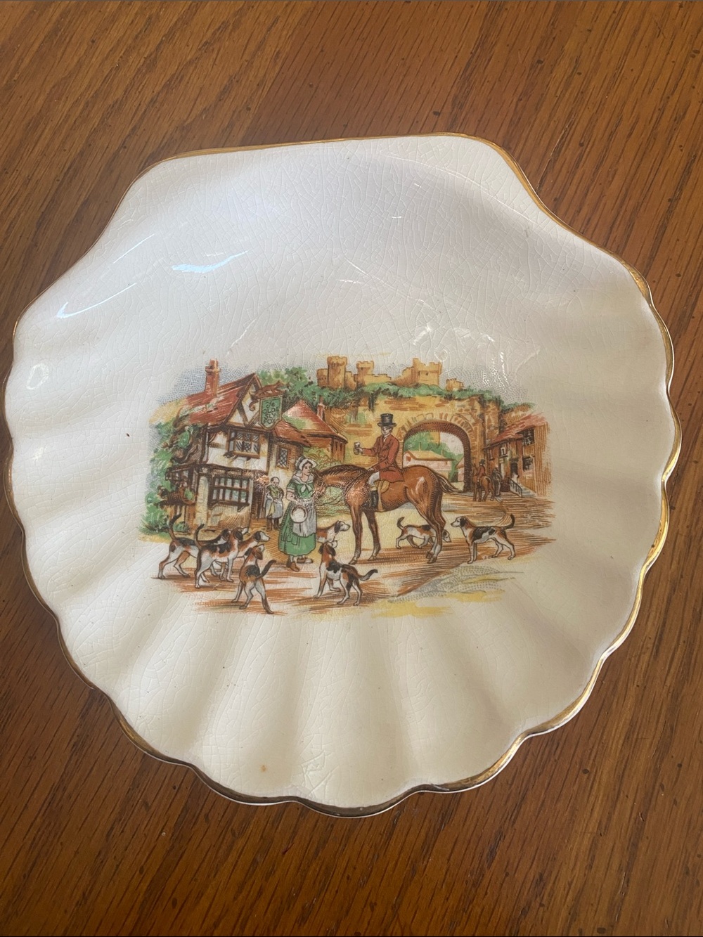 Sand Land Ware Shell Shaped Trinket Dish